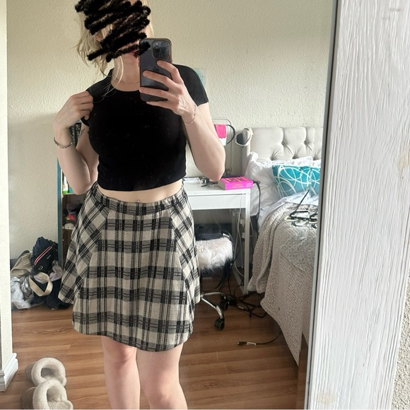 Mini skirts size small from Eclipse - Picture 2 of 2